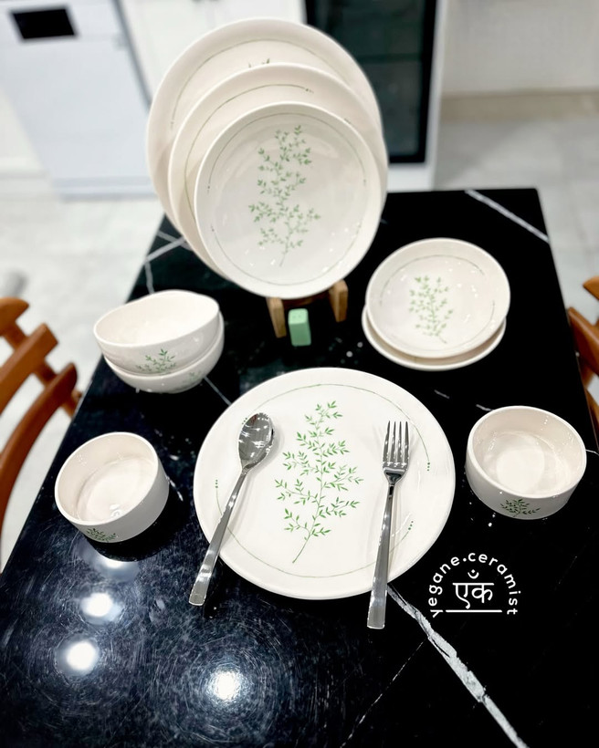 سرویس غذاخوری طرح درختچه