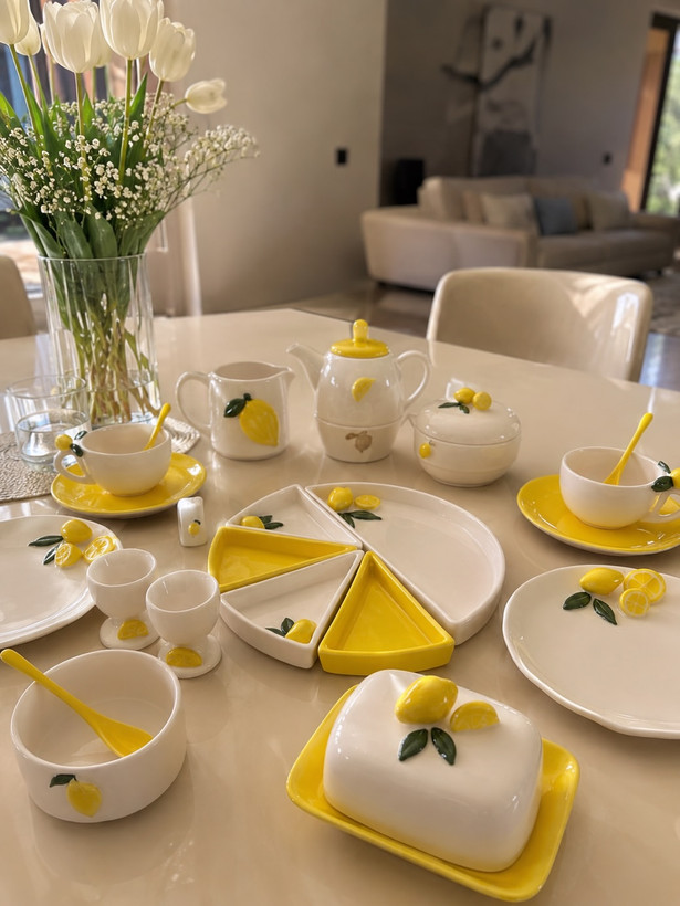 سرویس صبحانه خوری لیموبرجسته